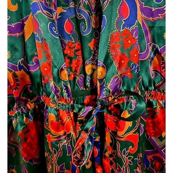 VINTAGE GOLD LABEL VICTORIA SECRET GOWN - Picture 4 of 8